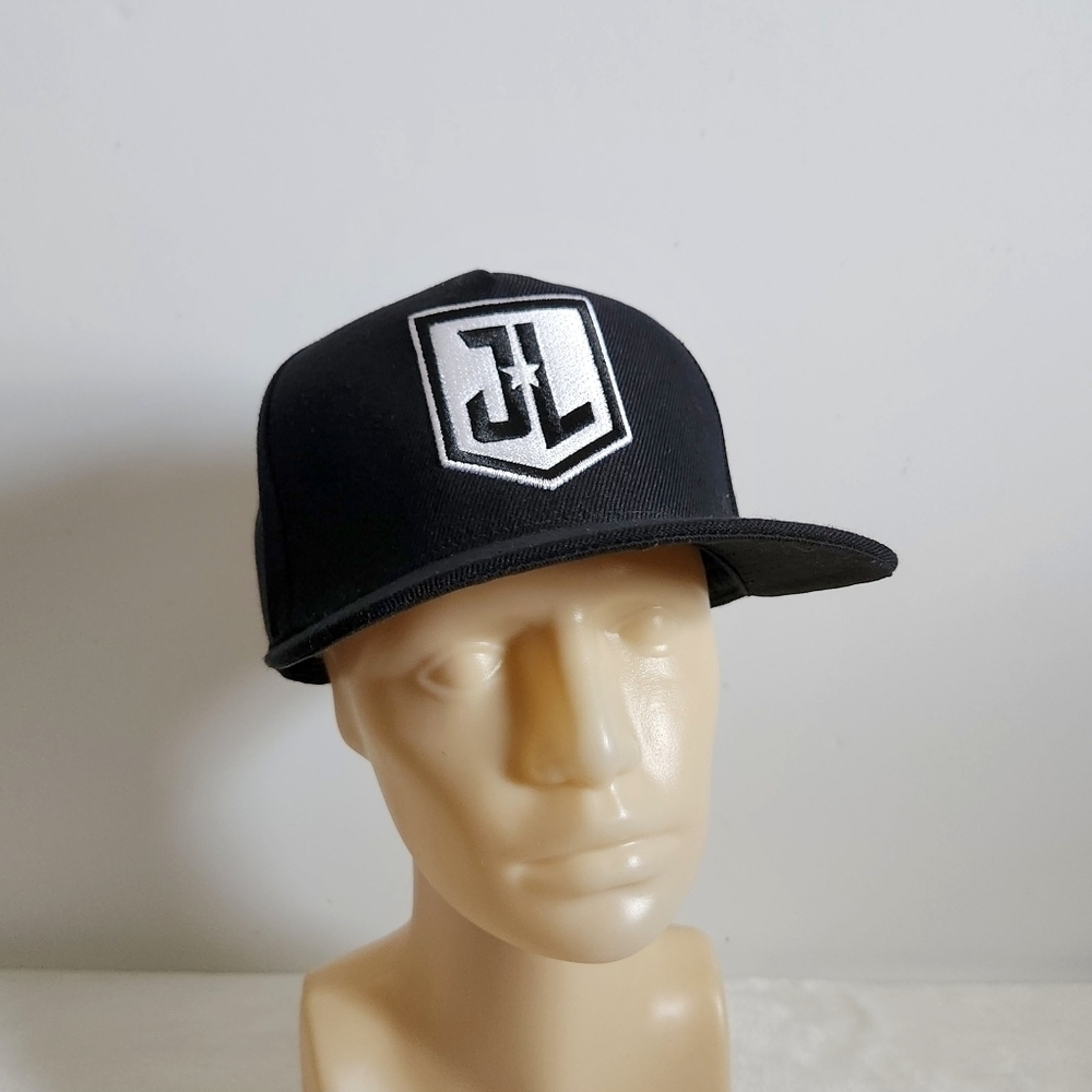 Justice League Snapback Flat Brim Black White Baseball Hat Cap
